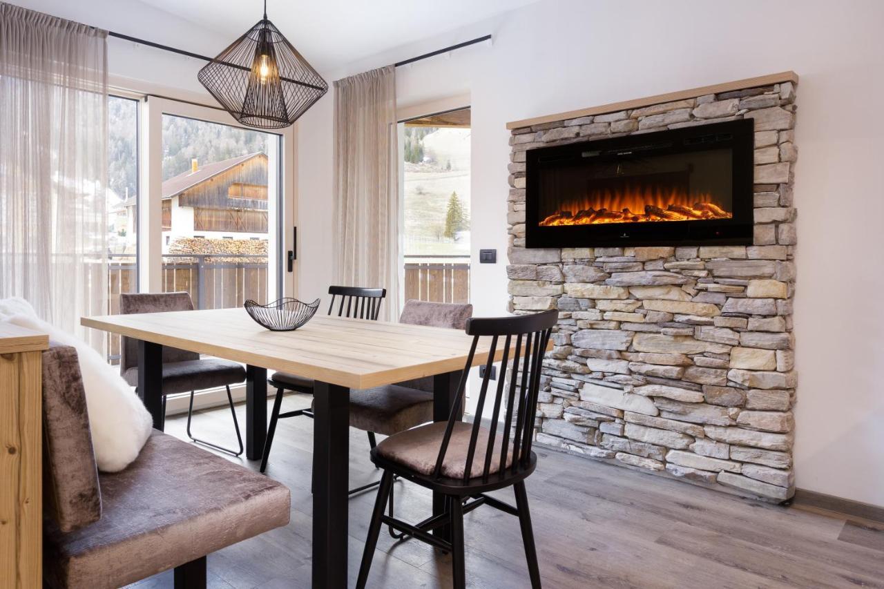 Apartments Pragser Wildsee Winklwiese ภายนอก รูปภาพ