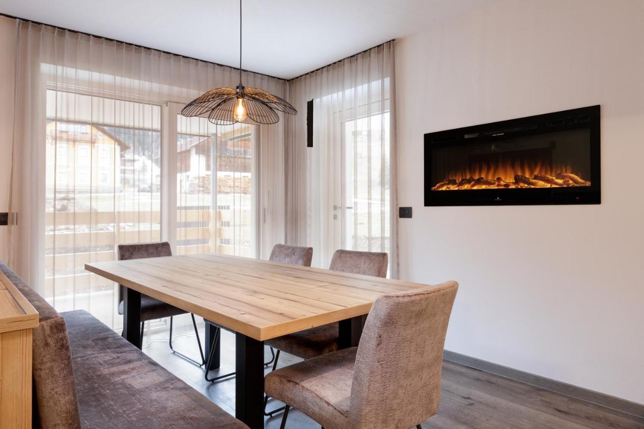 Apartments Pragser Wildsee Winklwiese ภายนอก รูปภาพ