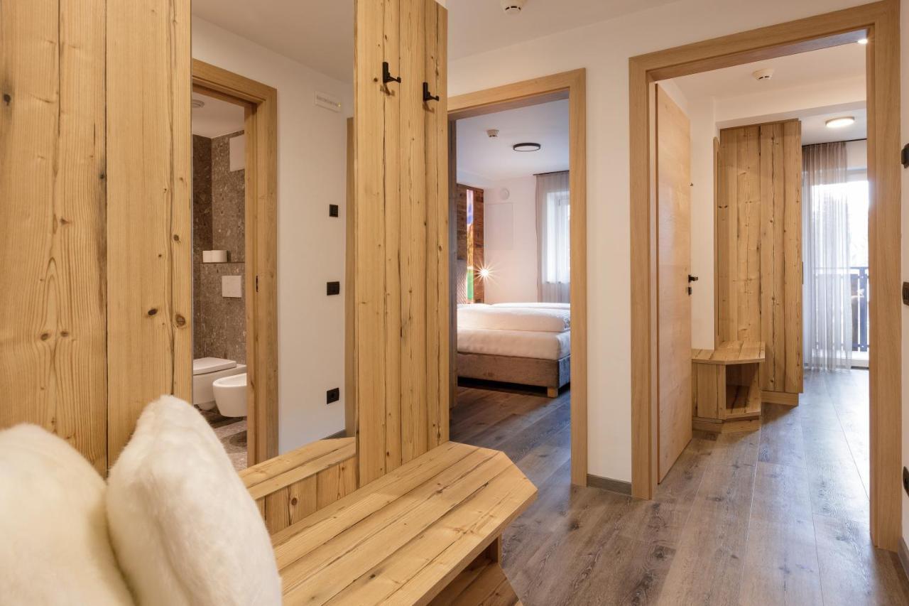 Apartments Pragser Wildsee Winklwiese ภายนอก รูปภาพ
